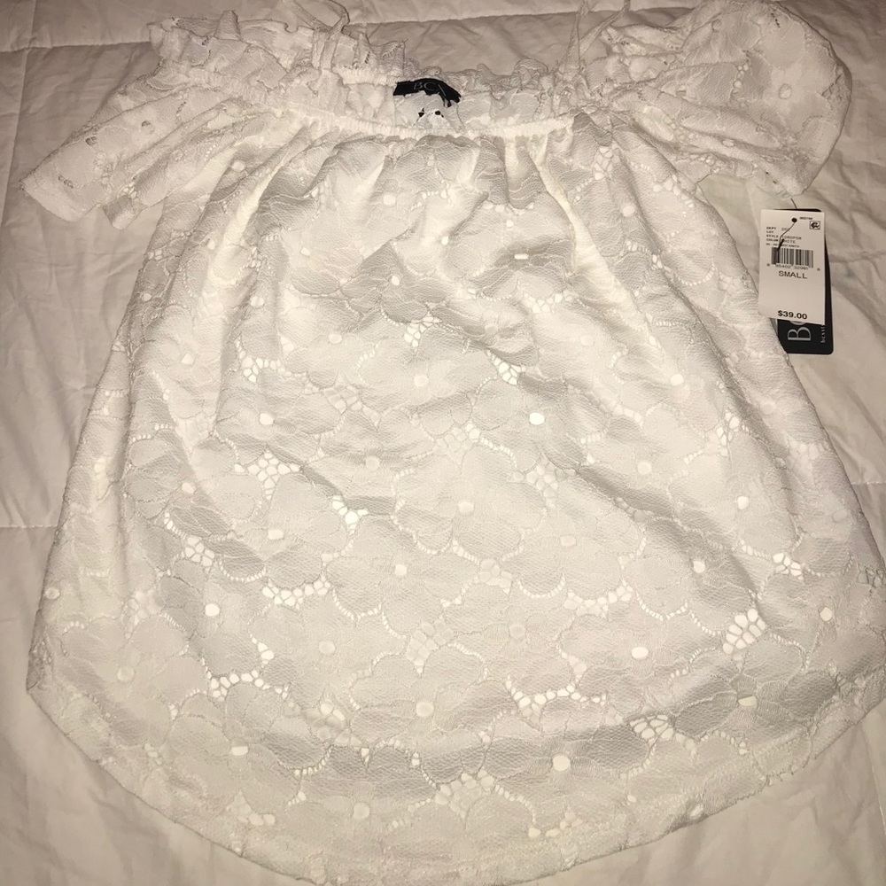 NWT off the shoulder floral top